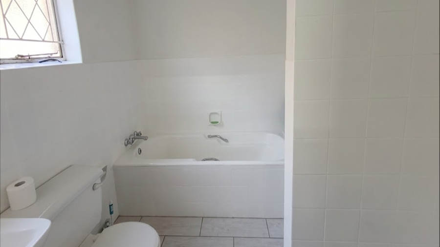 4 Bedroom Property for Sale in Kilner Park Gauteng