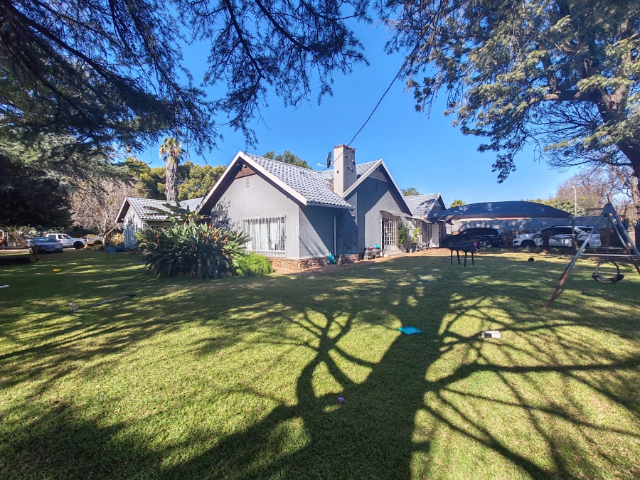 4 Bedroom Property for Sale in Kilner Park Gauteng