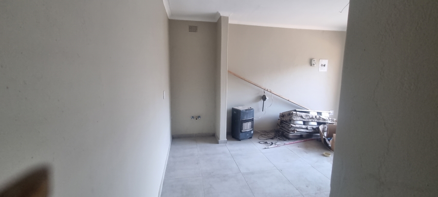 9 Bedroom Property for Sale in Hatfield Gauteng