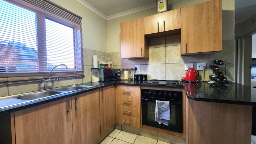 2 Bedroom Property for Sale in Olympus AH Gauteng