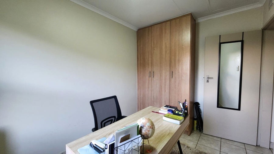 2 Bedroom Property for Sale in Olympus AH Gauteng
