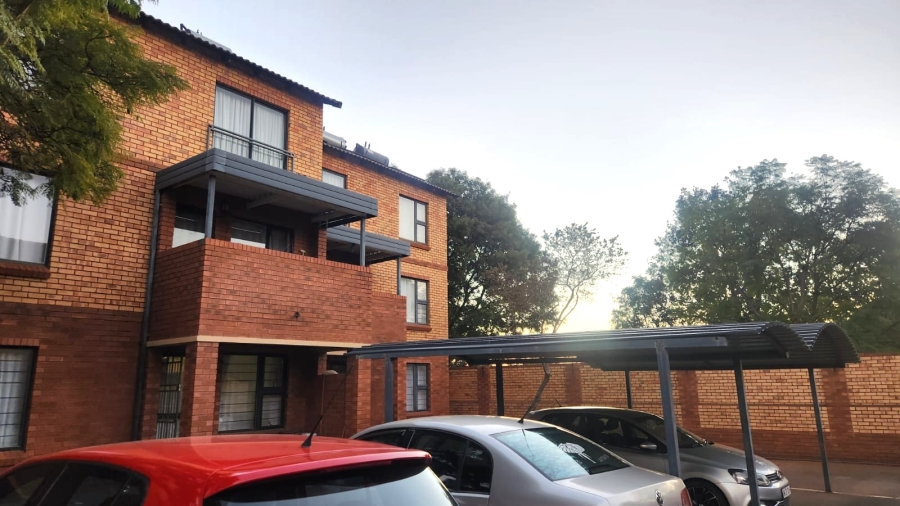 2 Bedroom Property for Sale in Olympus AH Gauteng