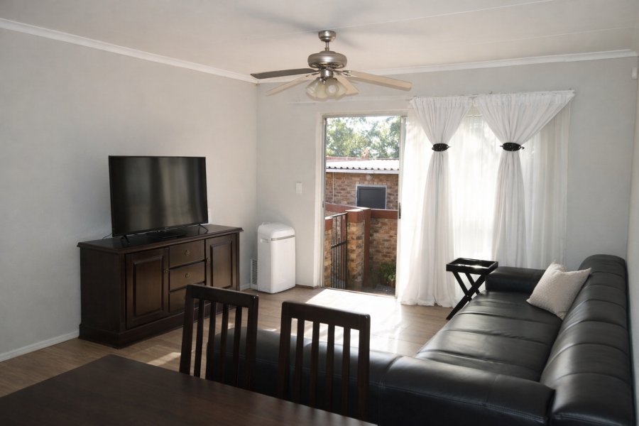 To Let 3 Bedroom Property for Rent in Honeydew Ridge Gauteng