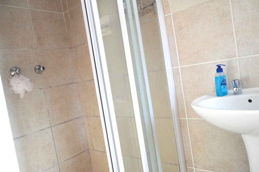 To Let 3 Bedroom Property for Rent in Honeydew Ridge Gauteng