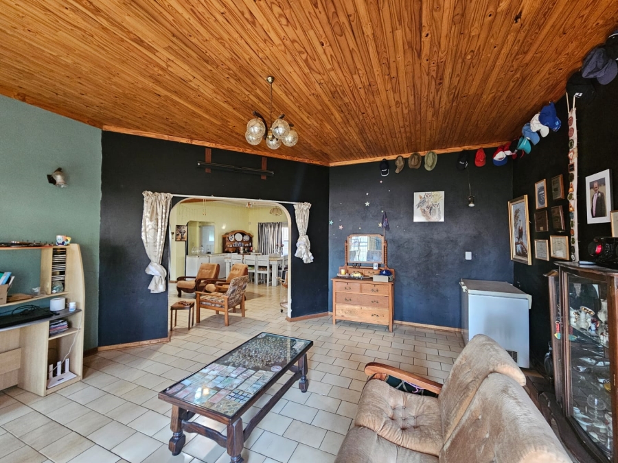 4 Bedroom Property for Sale in Ninapark Gauteng