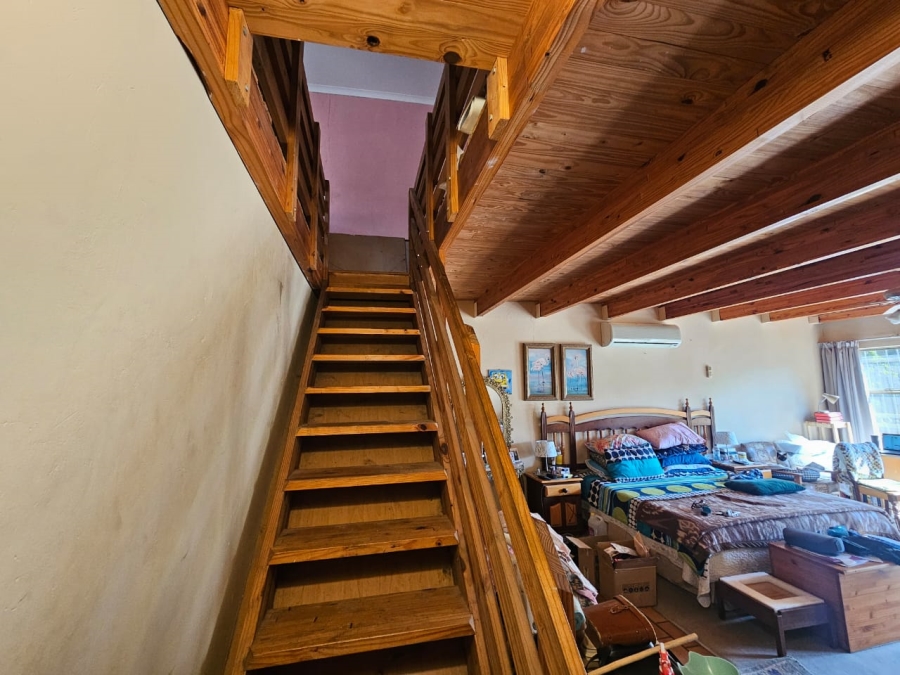 4 Bedroom Property for Sale in Ninapark Gauteng