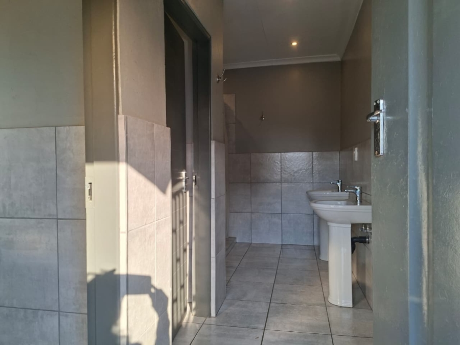 11 Bedroom Property for Sale in Vanderbijlpark SE 7 Gauteng