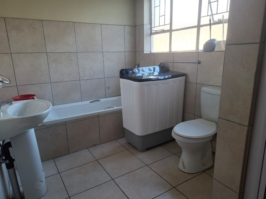 11 Bedroom Property for Sale in Vanderbijlpark SE 7 Gauteng