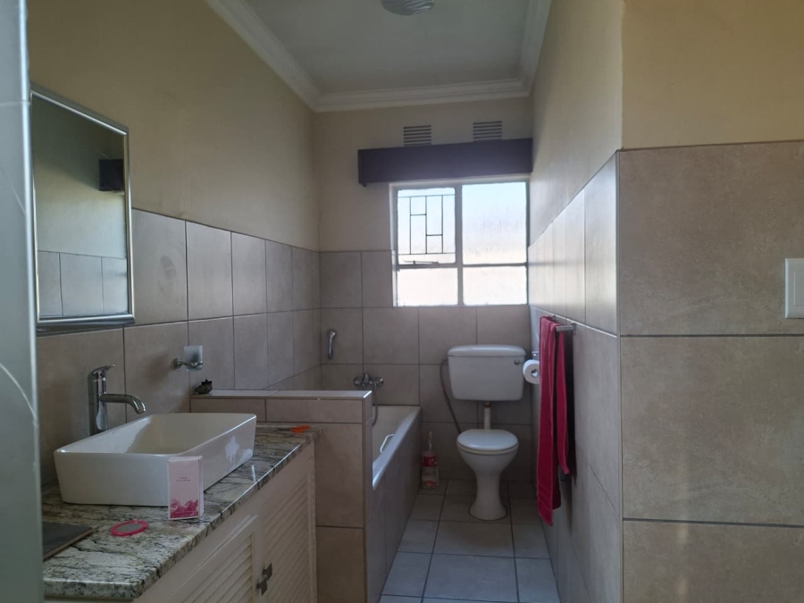 11 Bedroom Property for Sale in Vanderbijlpark SE 7 Gauteng