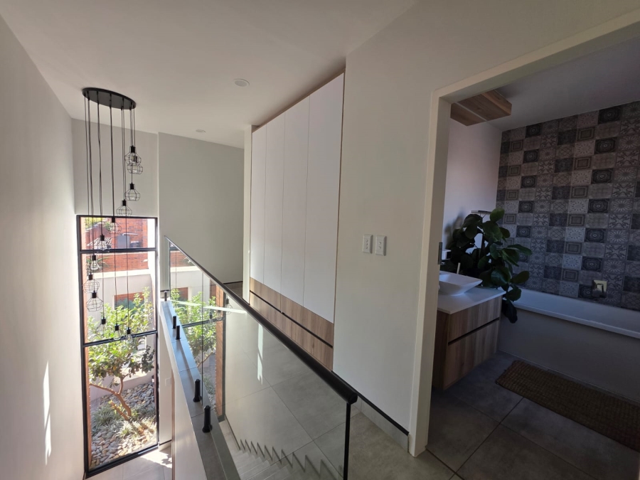 To Let 3 Bedroom Property for Rent in Bartlett Gauteng