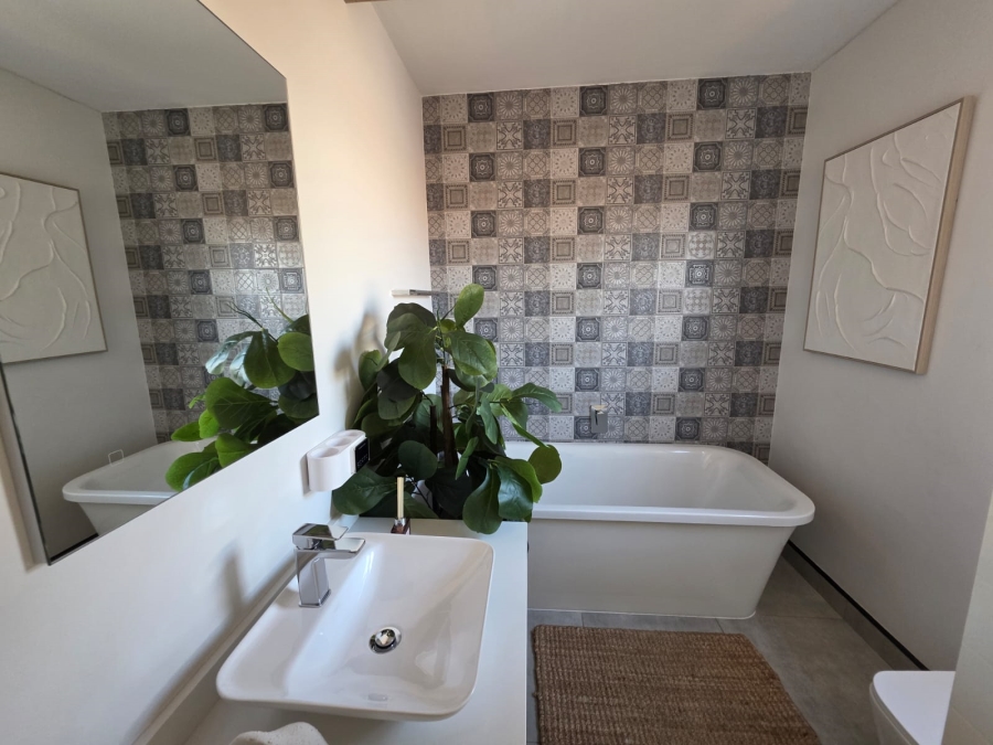 To Let 3 Bedroom Property for Rent in Bartlett Gauteng