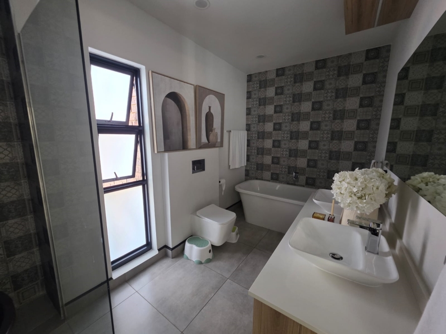 To Let 3 Bedroom Property for Rent in Bartlett Gauteng
