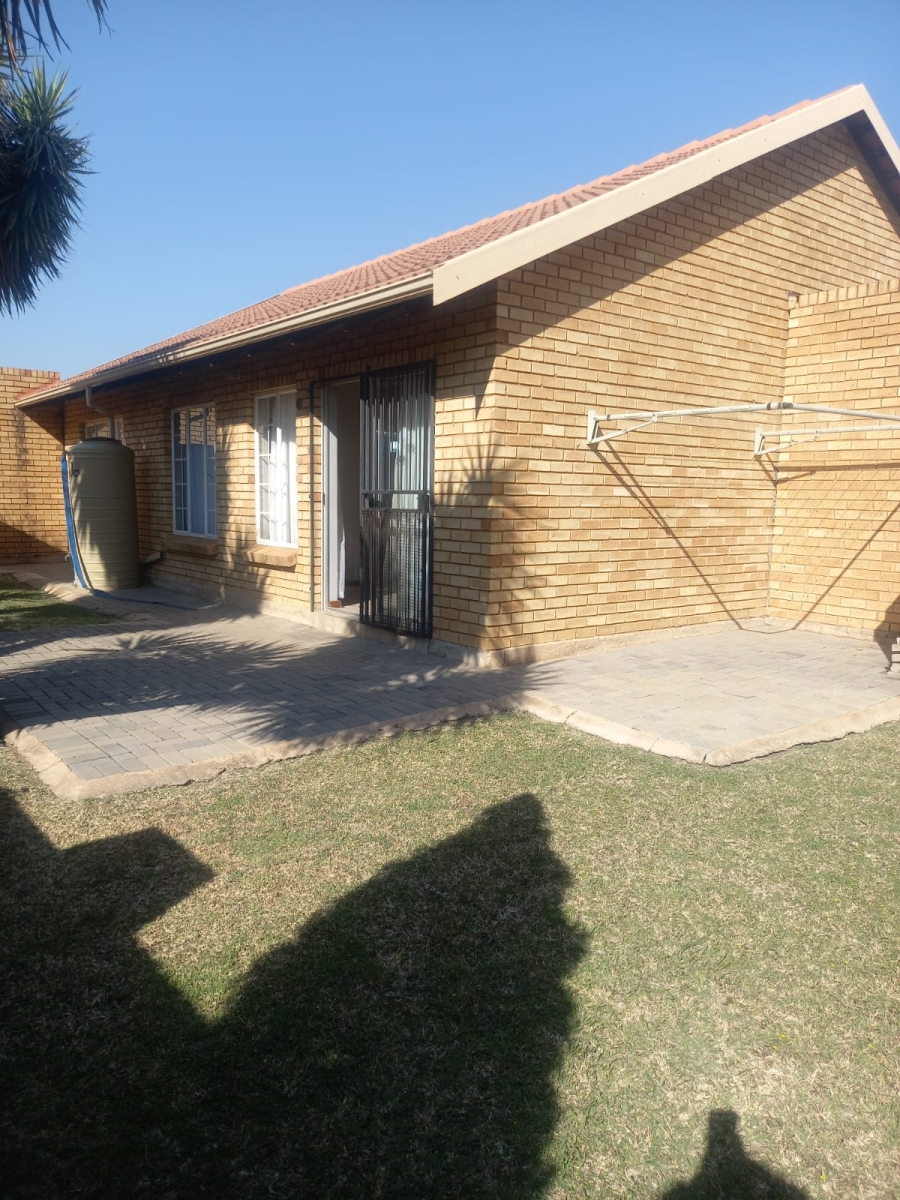 3 Bedroom Property for Sale in Sinoville Gauteng