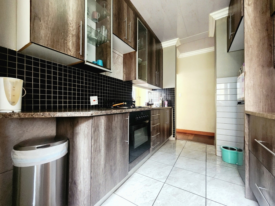 5 Bedroom Property for Sale in The Reeds Gauteng