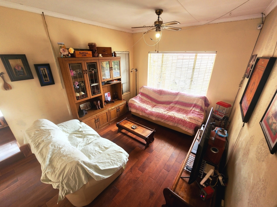 5 Bedroom Property for Sale in The Reeds Gauteng