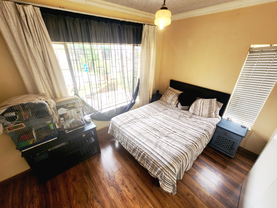 5 Bedroom Property for Sale in The Reeds Gauteng