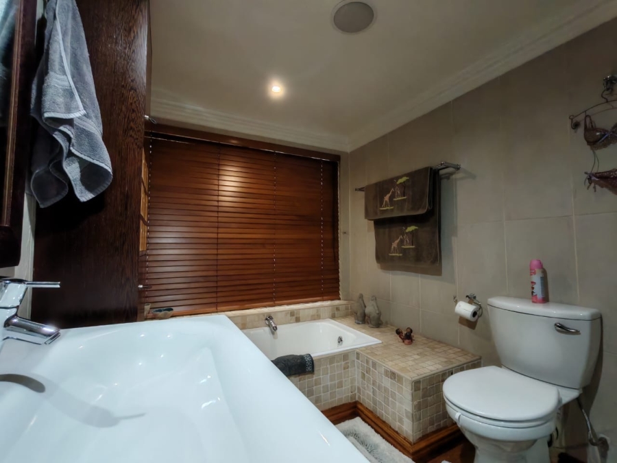 3 Bedroom Property for Sale in Three Rivers Gauteng