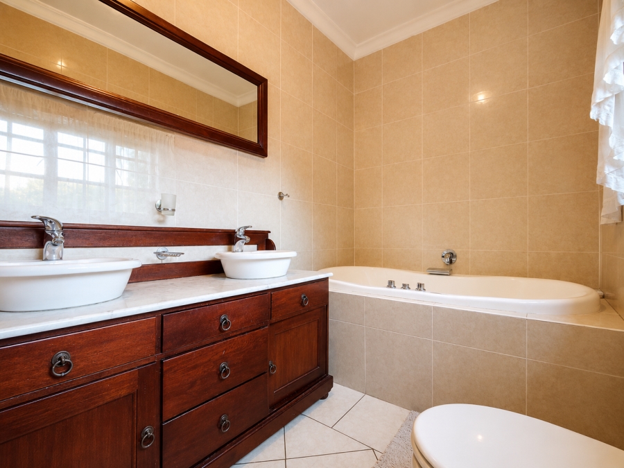 3 Bedroom Property for Sale in Three Rivers Gauteng
