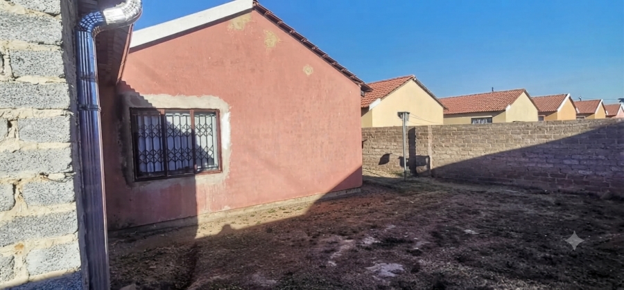 2 Bedroom Property for Sale in Golden Gardens Gauteng