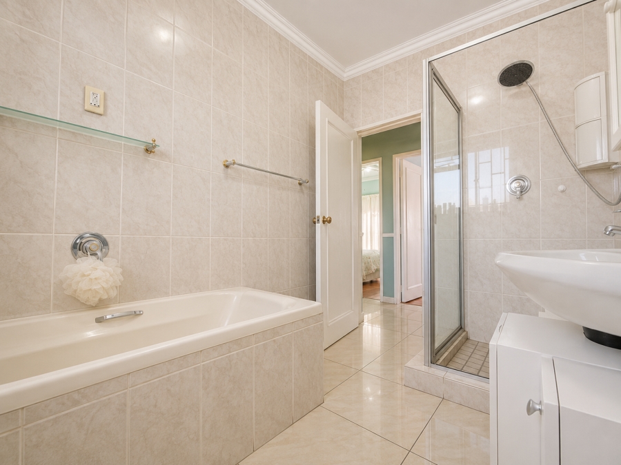 3 Bedroom Property for Sale in Three Rivers Gauteng