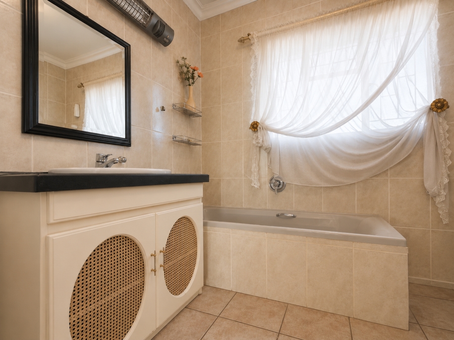 3 Bedroom Property for Sale in Three Rivers Gauteng