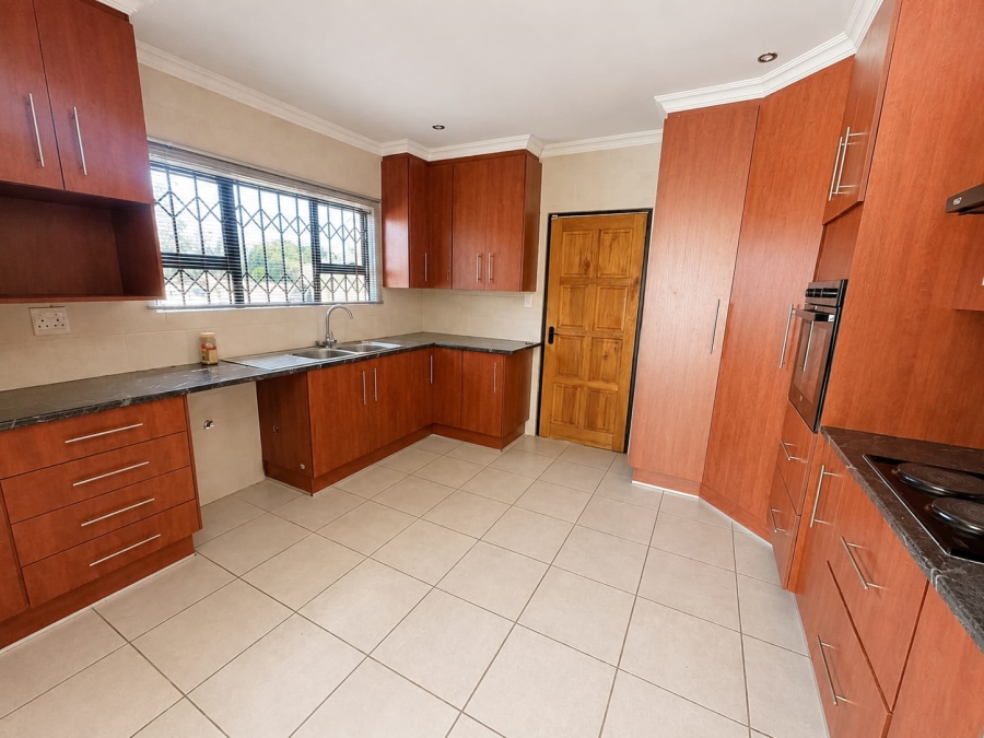3 Bedroom Property for Sale in Rothdene Gauteng