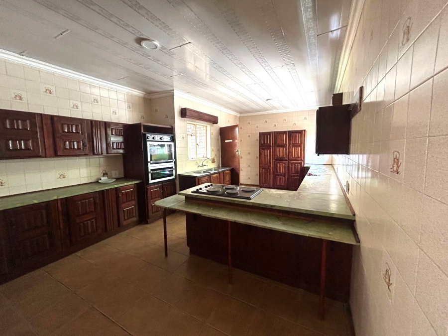 To Let 4 Bedroom Property for Rent in Vanderbijlpark CE 3 Gauteng