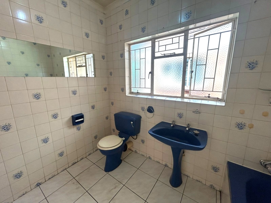 To Let 4 Bedroom Property for Rent in Vanderbijlpark CE 3 Gauteng