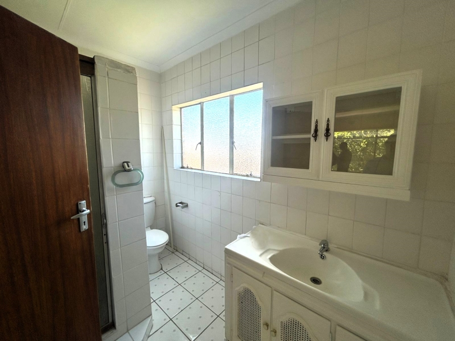To Let 4 Bedroom Property for Rent in Vanderbijlpark CE 3 Gauteng