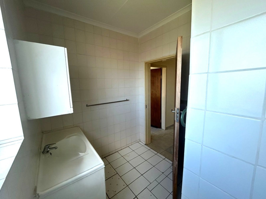To Let 1 Bedroom Property for Rent in Vanderbijlpark CE 3 Gauteng