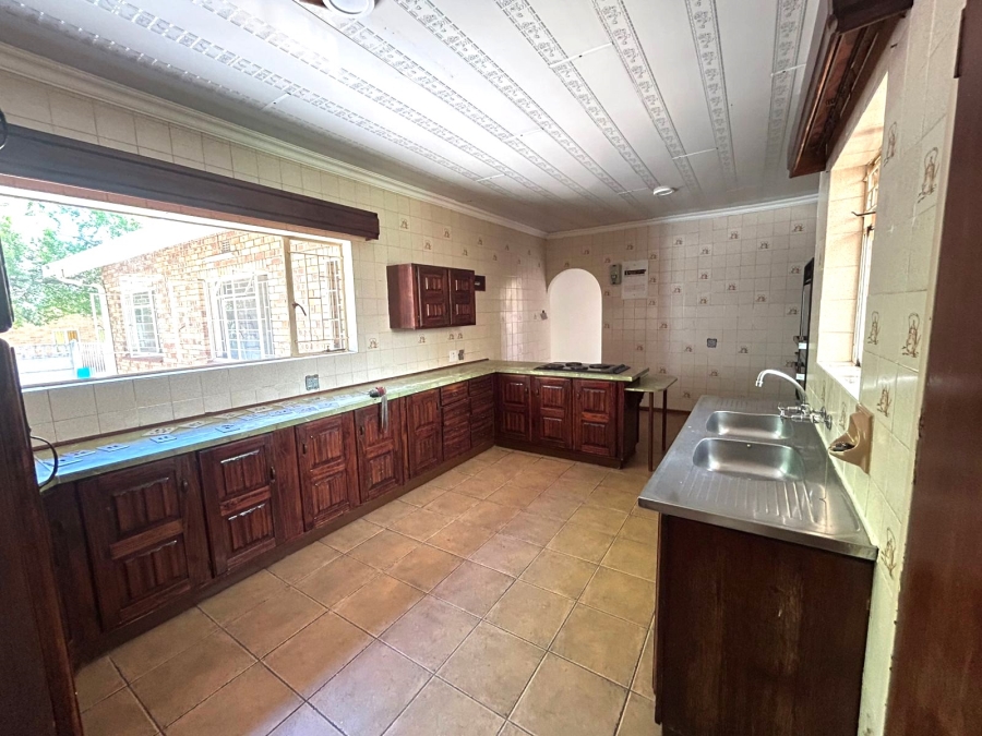 4 Bedroom Property for Sale in Vanderbijlpark CE 3 Gauteng