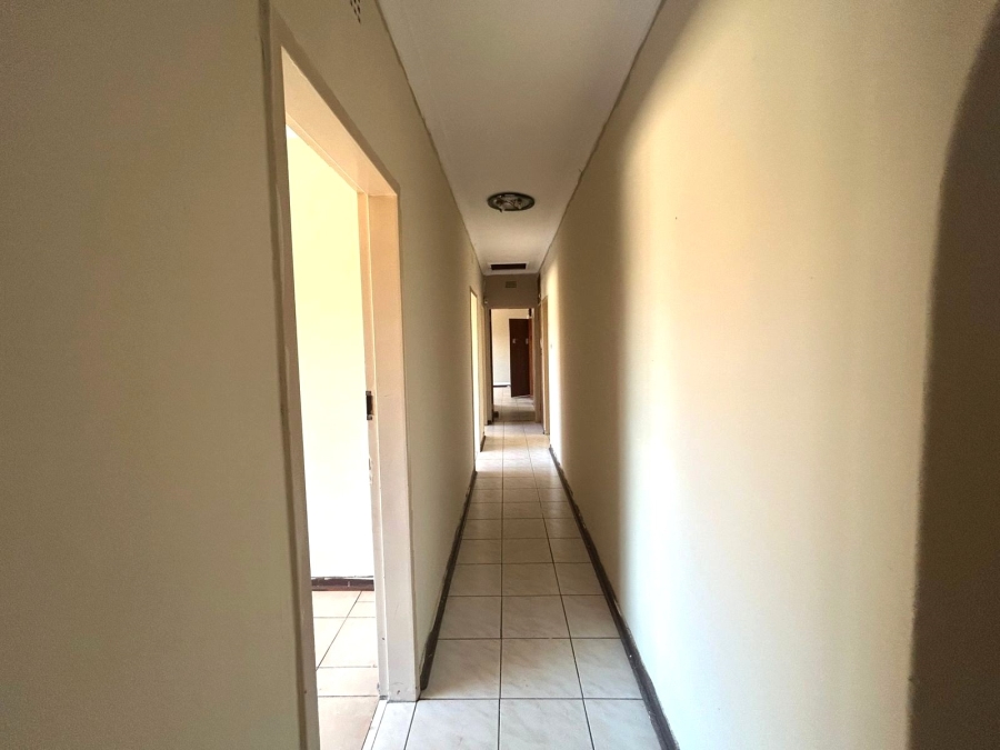 4 Bedroom Property for Sale in Vanderbijlpark CE 3 Gauteng