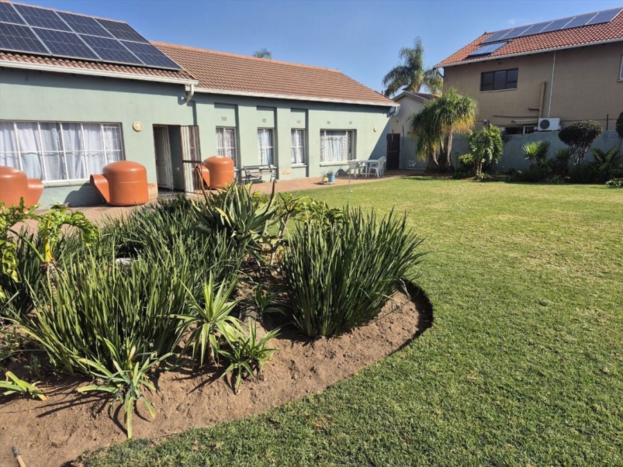 3 Bedroom Property for Sale in Van Riebeeck Park Gauteng