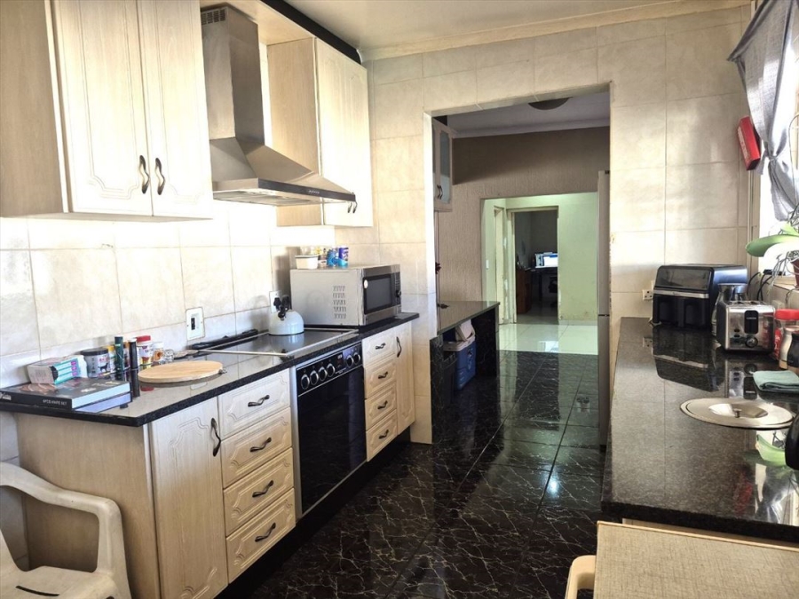 3 Bedroom Property for Sale in Van Riebeeck Park Gauteng