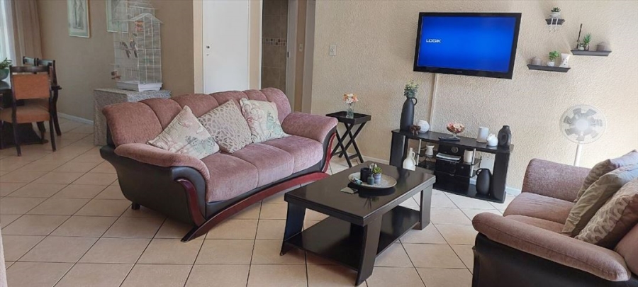 3 Bedroom Property for Sale in Birchleigh Gauteng