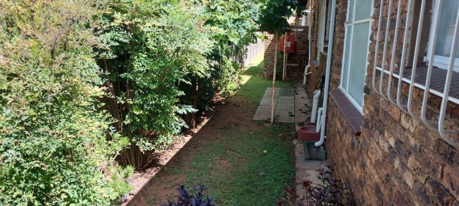 3 Bedroom Property for Sale in Birchleigh Gauteng
