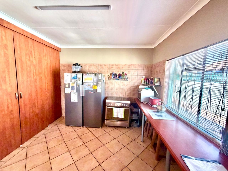 5 Bedroom Property for Sale in Capital Park Gauteng