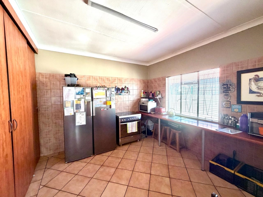 5 Bedroom Property for Sale in Capital Park Gauteng