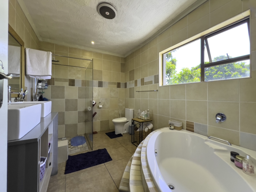 To Let 4 Bedroom Property for Rent in Chloorkop Gauteng