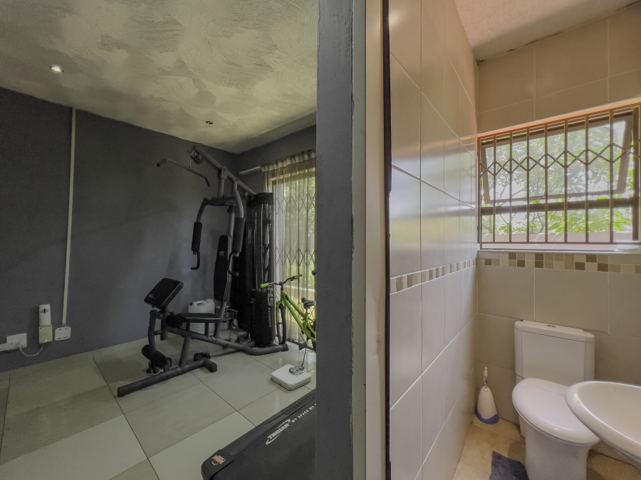 To Let 4 Bedroom Property for Rent in Chloorkop Gauteng