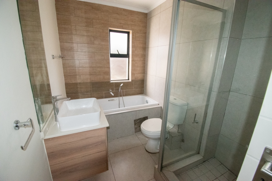 3 Bedroom Property for Sale in Modderfontein Gauteng