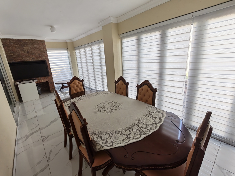 4 Bedroom Property for Sale in Magaliesberg Country Estate Gauteng