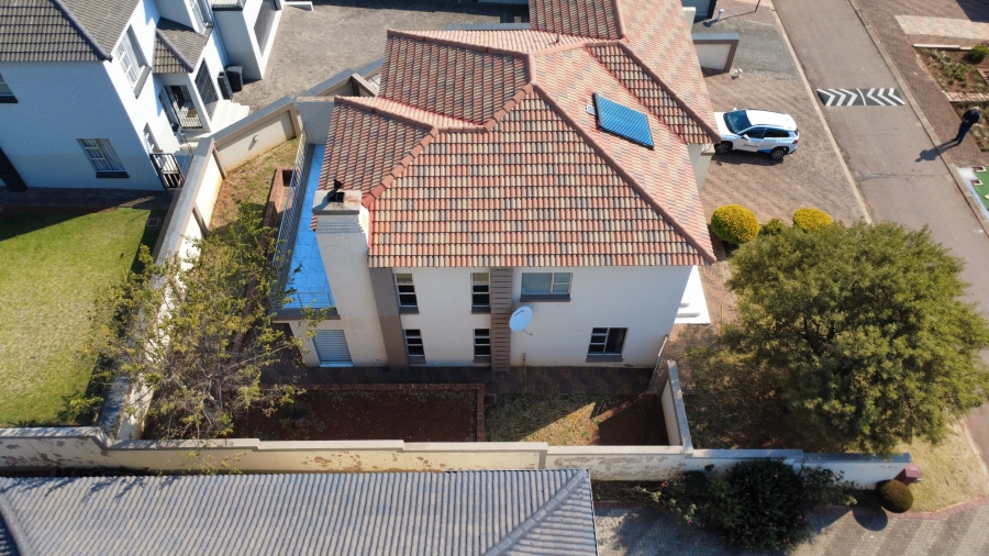 4 Bedroom Property for Sale in Magaliesberg Country Estate Gauteng