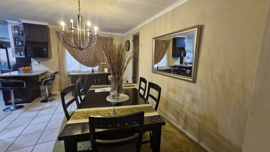 4 Bedroom Property for Sale in Dalpark Gauteng