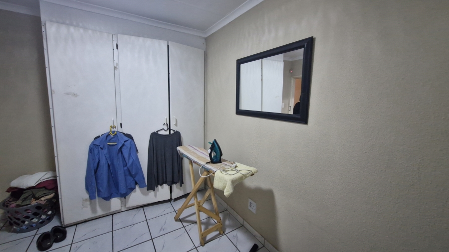 4 Bedroom Property for Sale in Dalpark Gauteng