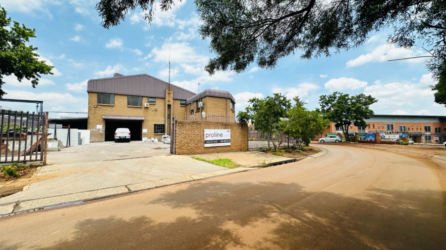 To Let Commercial Property for Rent in Hennopspark Gauteng