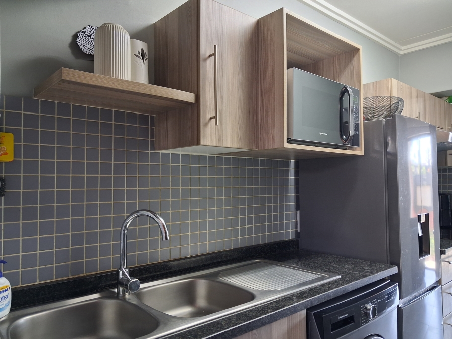 1 Bedroom Property for Sale in Eden Glen Gauteng