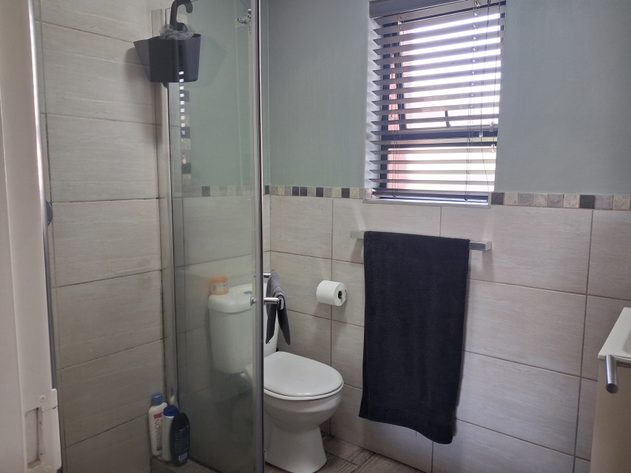1 Bedroom Property for Sale in Eden Glen Gauteng