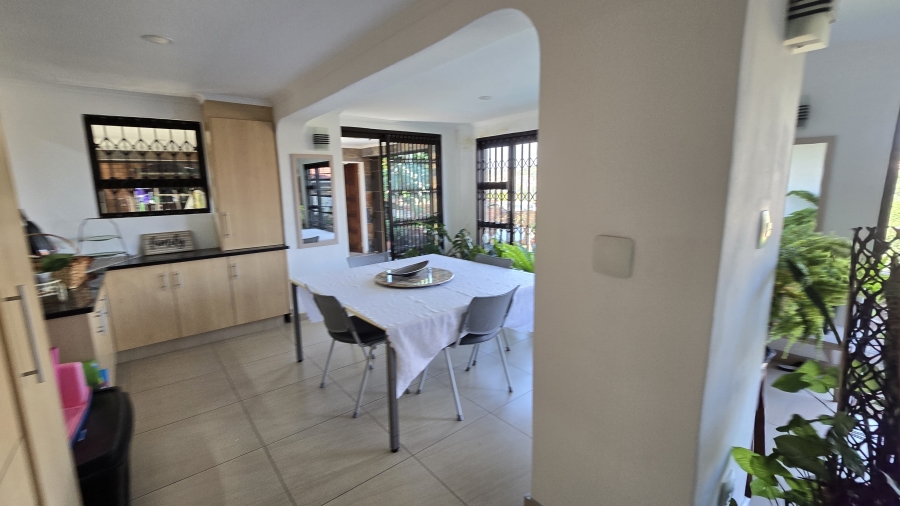 6 Bedroom Property for Sale in Winchester Hills Gauteng