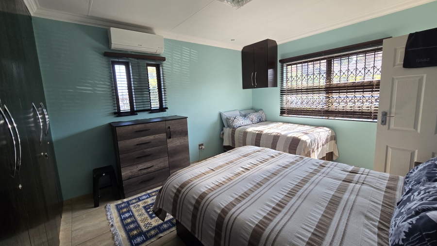 6 Bedroom Property for Sale in Winchester Hills Gauteng